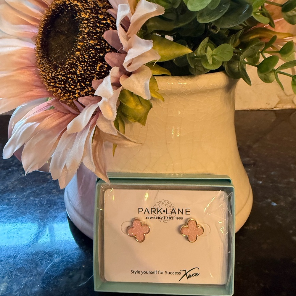 Park Lane Pink Clover Stardust Earrings